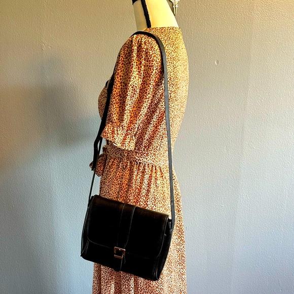 SHEIN ANIMAL PRINT LONG DRESS. SIZE SMALL. - Picture 5 of 6